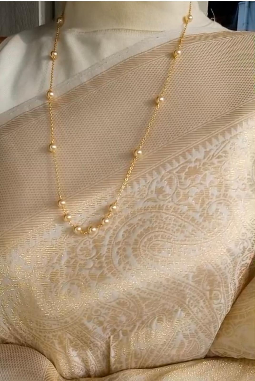 Premium Swarovski pearls simple and elegant looking neck piece CODE:NL0264 Jewel byjuwaan