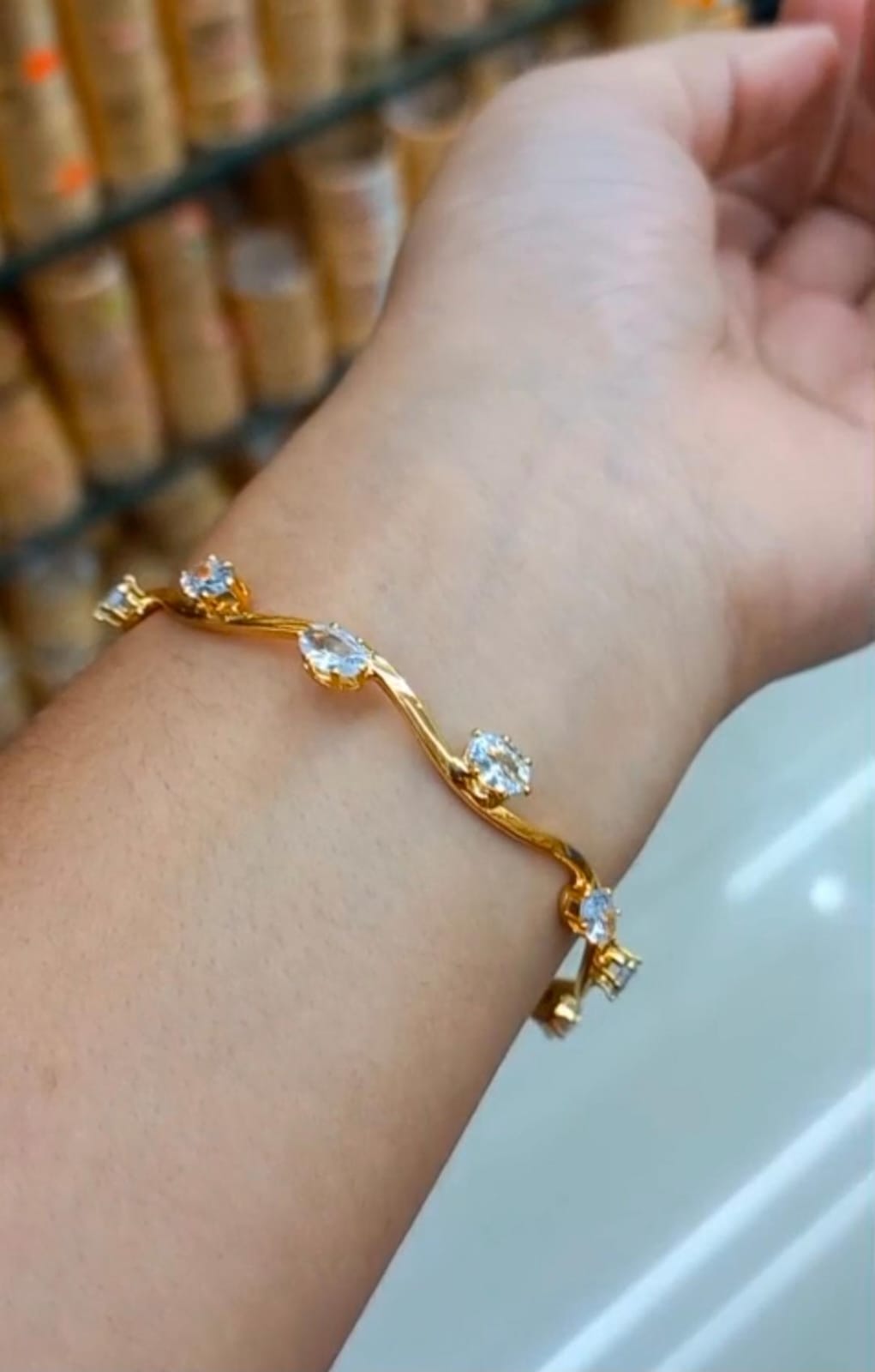 White Stone premium plated bangle CODE:NL0343 Jewel byjuwaan