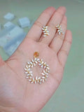 Pretty American Dimond Pendant  with Chain & Ear studs   ( Leaf ) CODE NL0385 Jewel byjuwaan