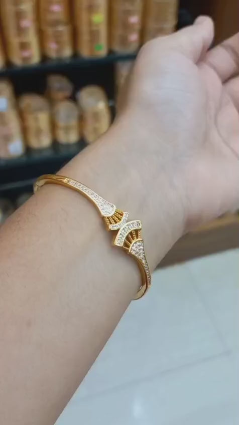 Premium American Diamond Bangle with Unique design  Lock Bangle CODE:NL0298