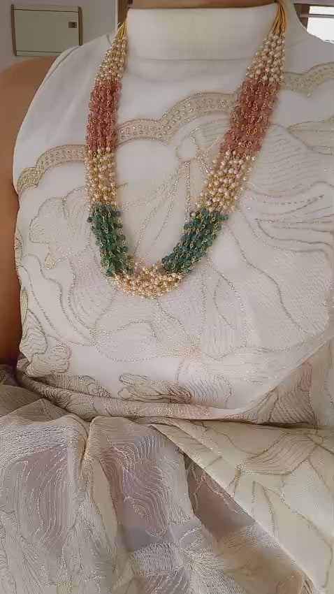 Beautiful multi bunch pearl neck pieceCode : NL0085