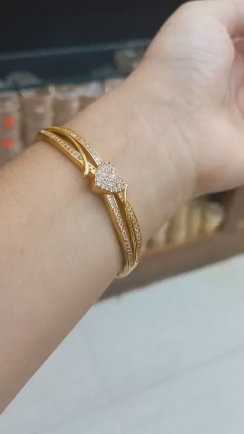Premium gold plated American Dimond BangleCode : NL0038