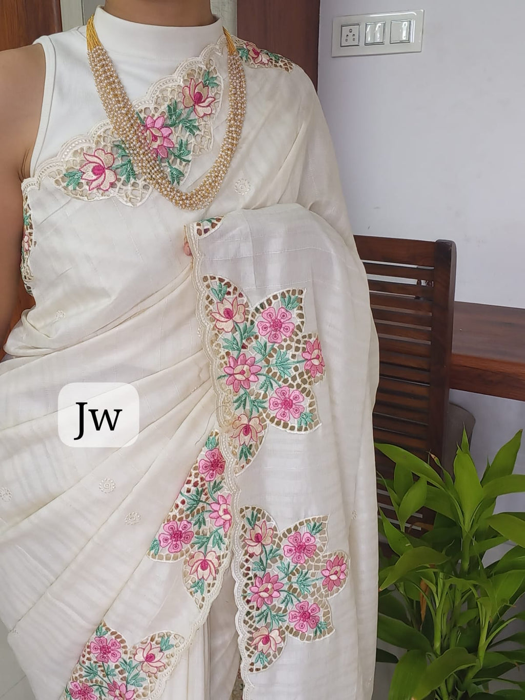 Exclusive premium cutwork white floral embroidery designer sarees Munga tussar