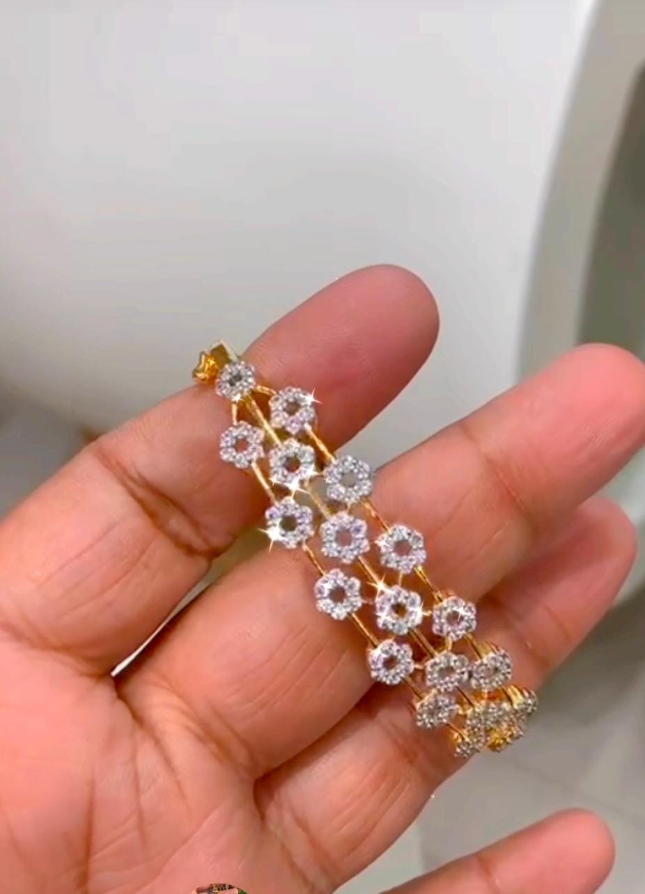 American Dimond beautiful bangle GJ polished Code: AD003 Jewel byjuwaan