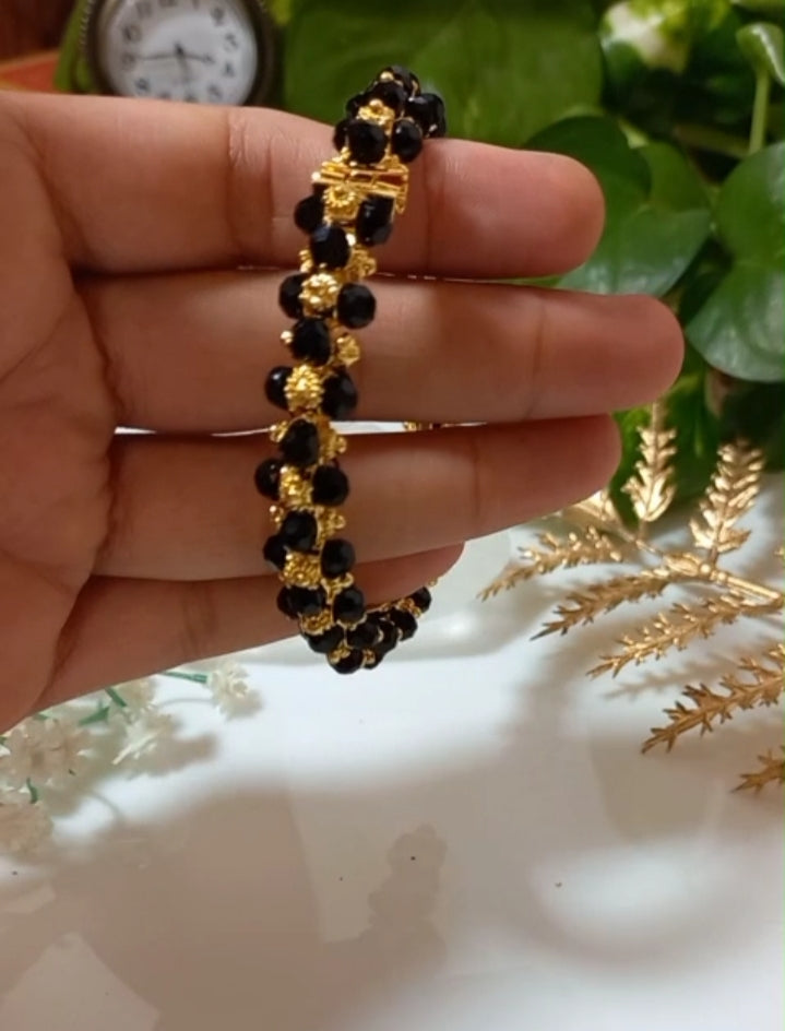 Beautiful Pearl Lock Bangle Code : LBB Jewel byjuwaan