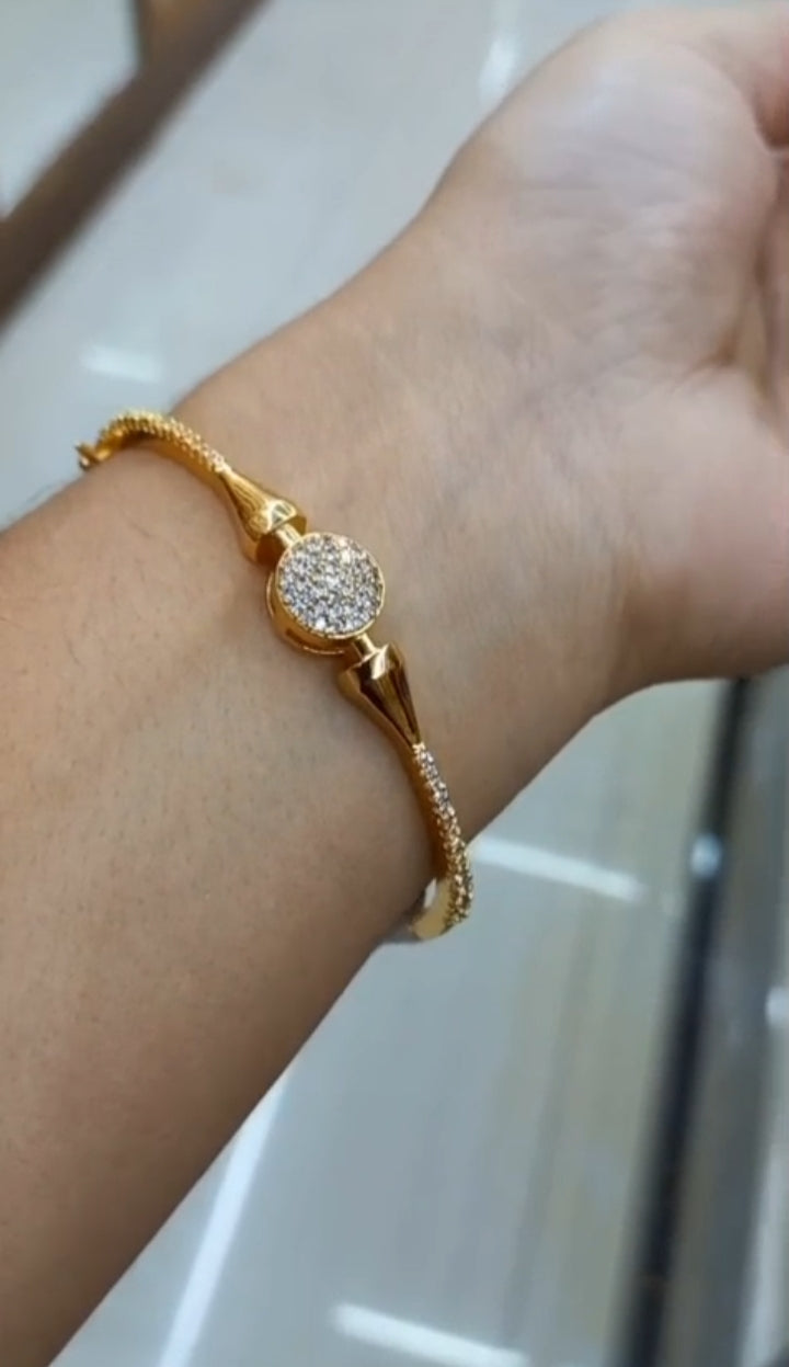 Premium Gold Plated AD Diamond bangle 
Code: ADB3 Jewel byjuwaan