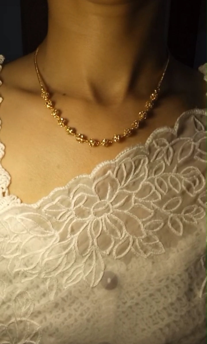 Beautiful Ad stone neckpiece
Code : GS5 Jewel byjuwaan